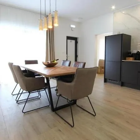 Jolindoor